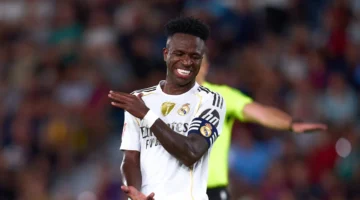 رد فعل فينيسيوس.. نجم ريال مدريد يثير الجدل بعد رباعية أتلتيكو في شباك برشلونة